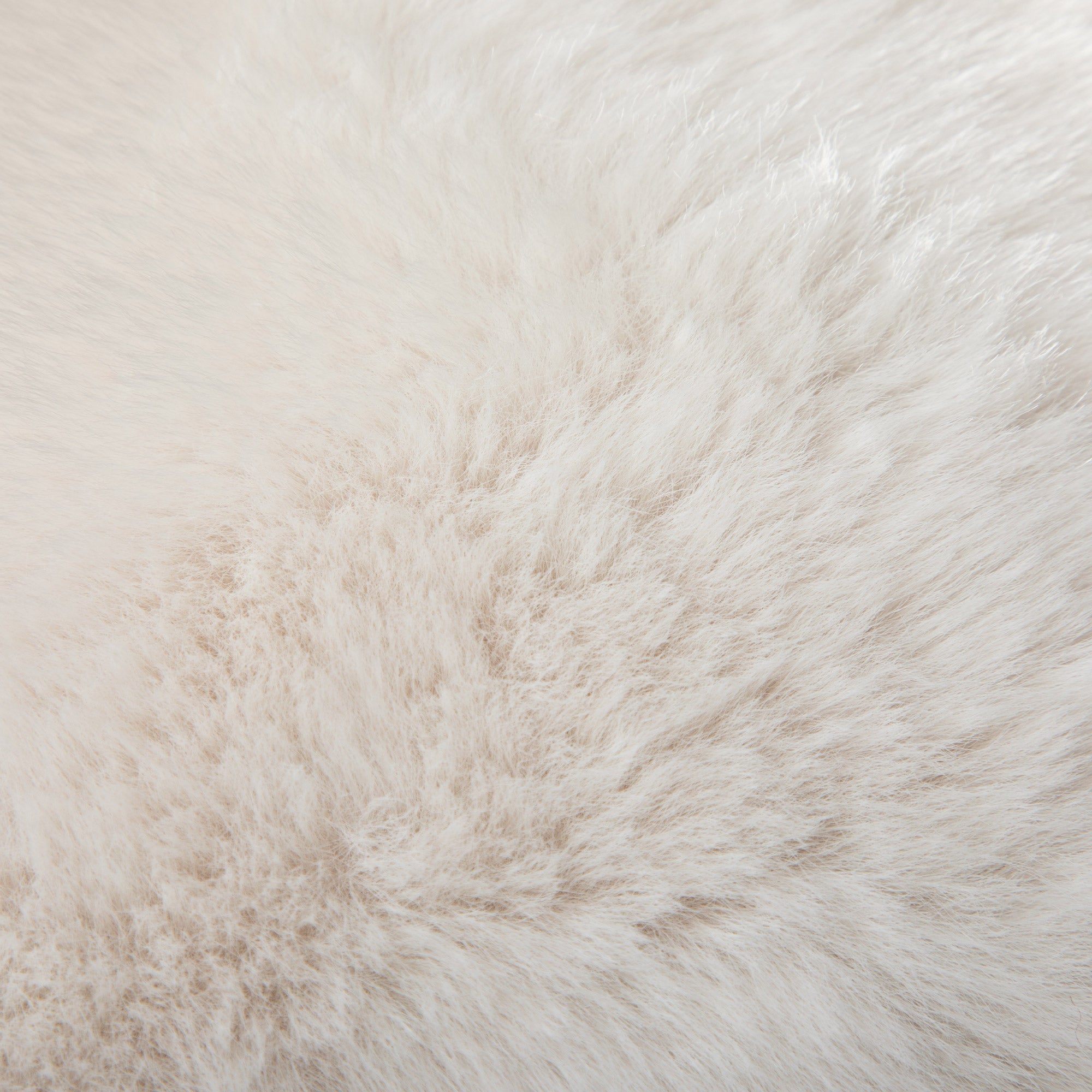 Creamy Cloud Luxe Pillow